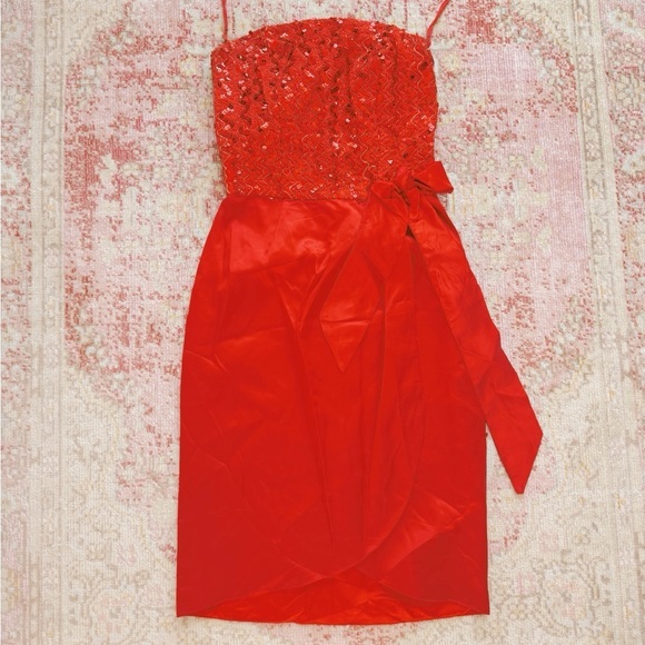 Loralie Dresses & Skirts - Loralie, Women’s 1970s Vintage Elegant Red Strapless Dress